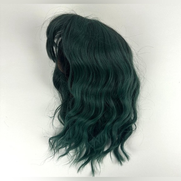 Short Mixed Green Wavy Wig Curly Synthetic Hair Wig with Bangs - Picture 2 of 3